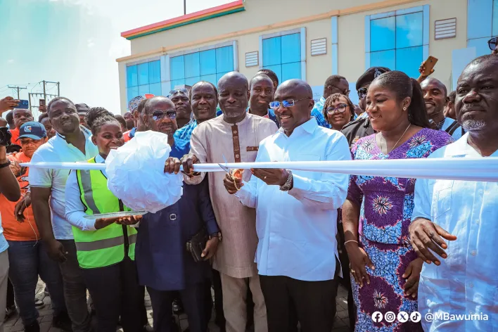 electric bus launch