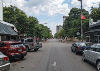 Mozambique Awaits Election Ruling Amid Rising Tensions 4 Empty streets and closed shops are seen in Maputo central districts on December 23 as tension mounts over the disputed election.