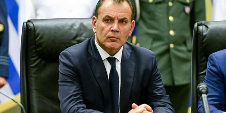 Greek Migration Minister, Nikos Panagiotopoulos.
