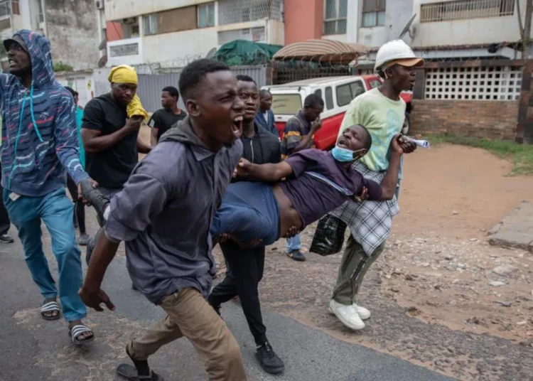 Mozambique Protests, Opposition Leader Pushes for Change 1 Rubber bullets have been fired at protesters in capital city, Maputo