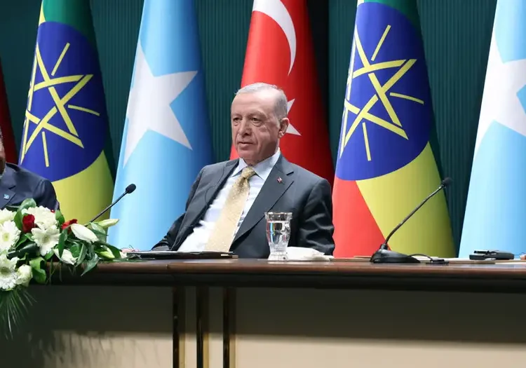 Somaliland Stands Firm on Ethiopia Deal Amid Regional Talks 1 Somali President hassan Sheikh Mohamud (L), Turkish President Recep Tayyip Erdogan (C) and Ethiopian Prime Minister Abiy Ahmed(R)