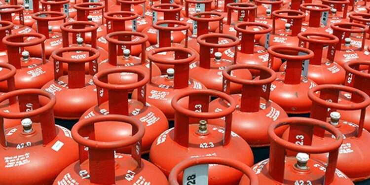 Nigeria Removes Import Tariffs on LNG, CNG Equipment 1 blog post 14807 6953384 ei
