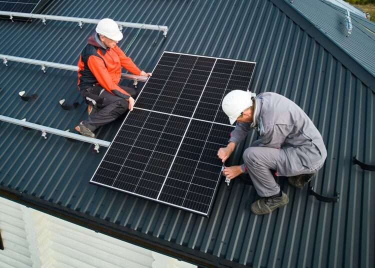 Ultimate guide for DIY residential solar panel installation 1