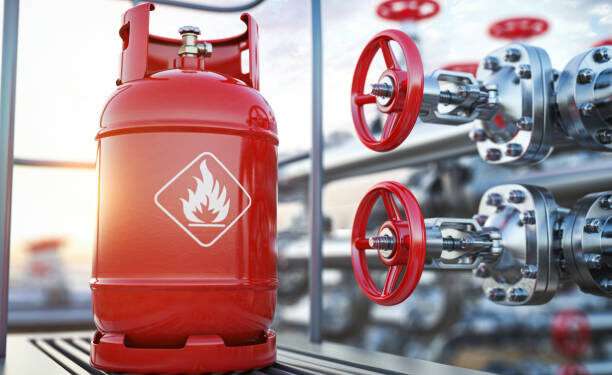 Stakeholders Demand Withdrawal of Cylinder Recirculation Model 1 Production, delivery and filling with natural gas of lpg gas bottle or tank. 3d illustration