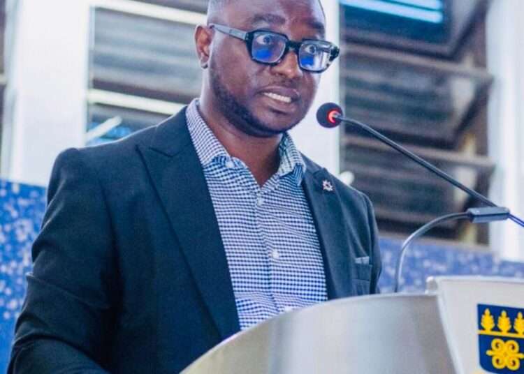 Ghana's Constitutional Crossroads: Separation of Powers Takes Center Stage 1 Dr. Stephen Nkansah Morgan Senior Lecturer University of Ghana