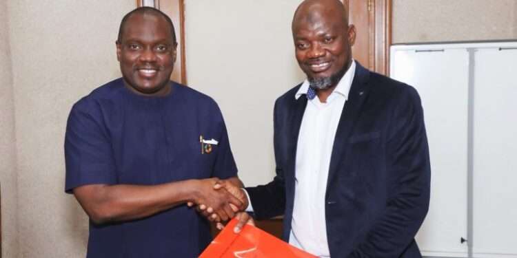 Dr. Sulemana and the outgoing MD, Kofi Tagoe Mocumbi