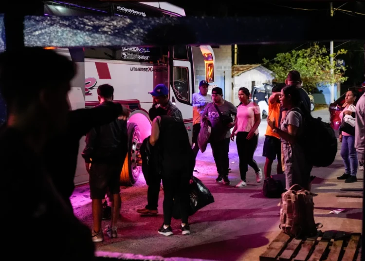Costa Rica, Panama Crack Down on Migrants 1 Costa Rica, Panama Crack Down on Migrants