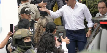 Ecuador Presidential Race Heads to Runoff Election