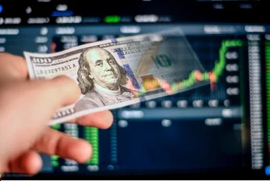 Financial Stocks Index Slips Despite Market Gains