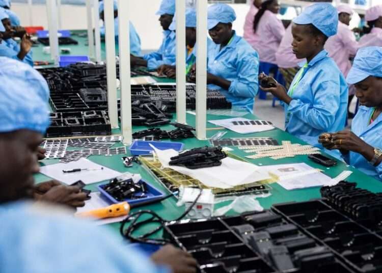 GSS Report: Labour Productivity Growth Outpaces Technology-Based Output Changes 1 GSS Report: Labour Productivity Growth Outpaces Technology-Based Output Changes