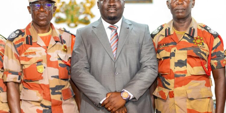 Ashanti Regional Minister Engages Fire Service on Adum PZ Fire Response 1 Dr. Frank Amoakohene, Fire, Adum PZ, Fire service,