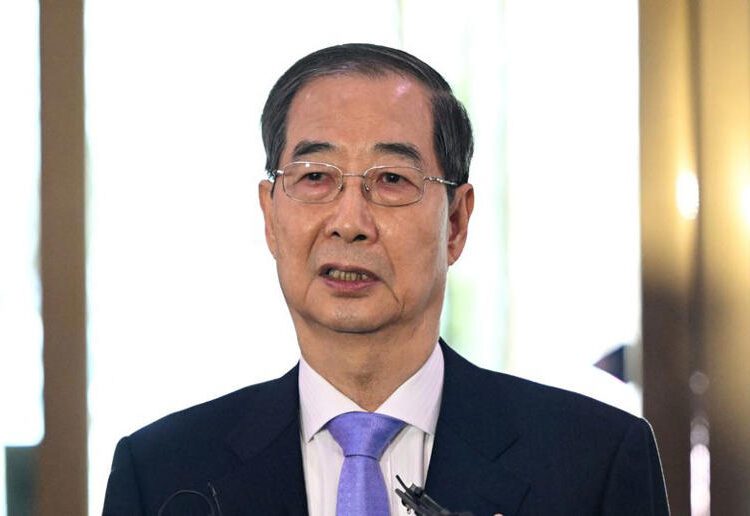 Han Duck-Soo Reinstated As South Korea’s Acting President 1 South Korean Prime Minister, Han Duck-soo.