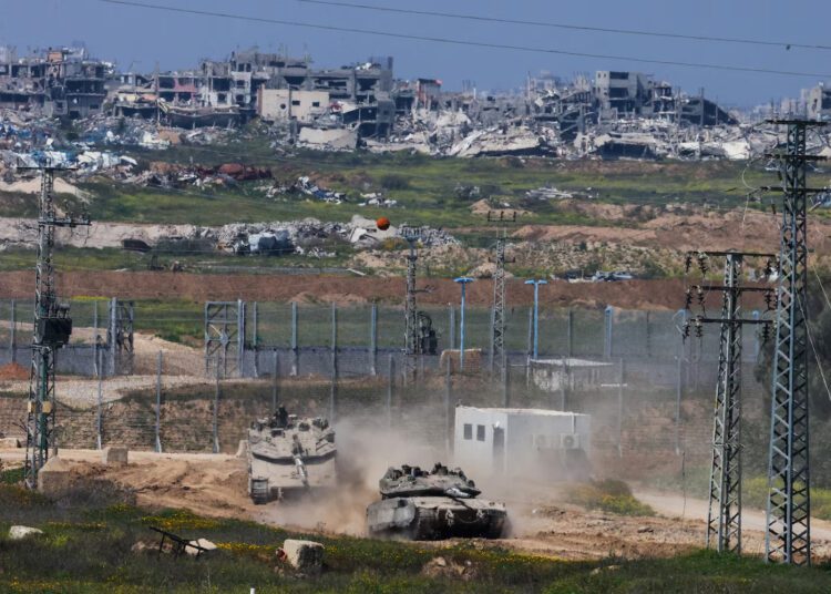 Israel Kick-Starts Ground Offensive In Gaza 1 Israel Resumes Ground Offensive In Gaza
