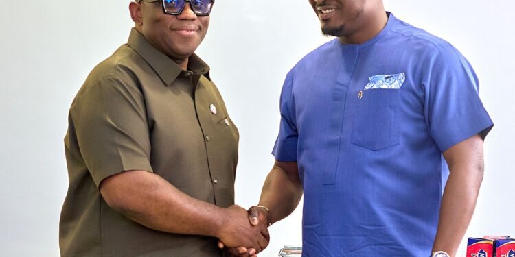 Wisdom Yayra Koku, ECO of NIA and Dr Victor Asare Bampoe, CEO fo NHIA