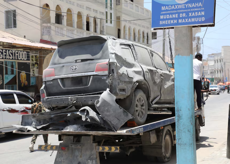 Somali President Survives Bomb Attack 1 Somali President Survives Bomb Attack