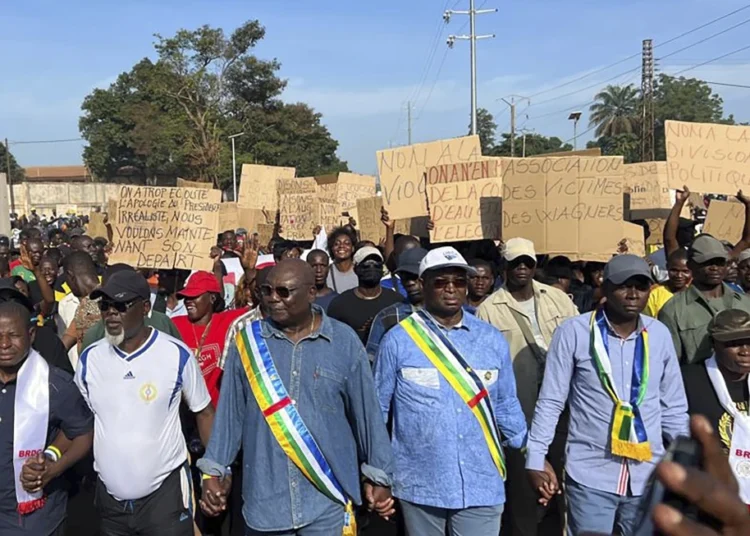 Mass Protests Erupt in CAR Over Wagner-Backed Rule