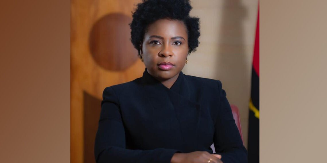 Angola Weighs IMF Loan As Oil Prices Plunge