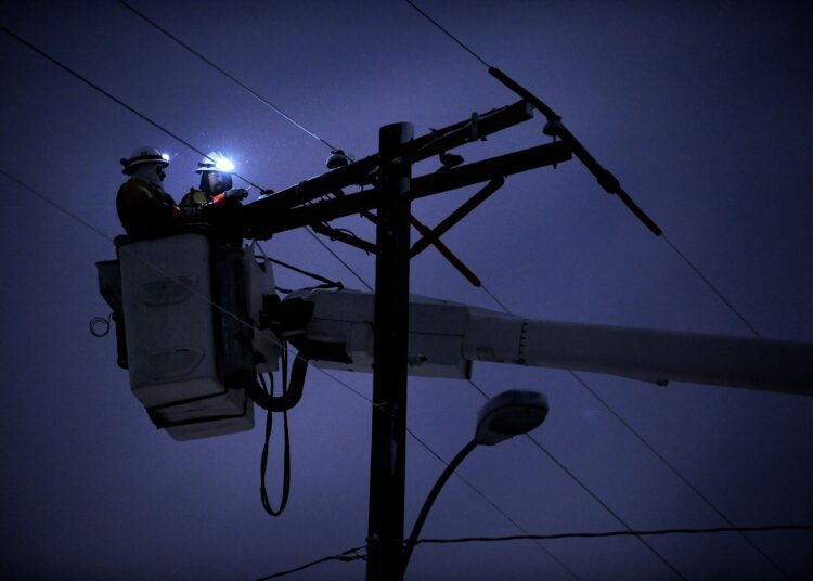 Surging Power Outages Spark Calls for Daily Grid Report 1 Power Outage
