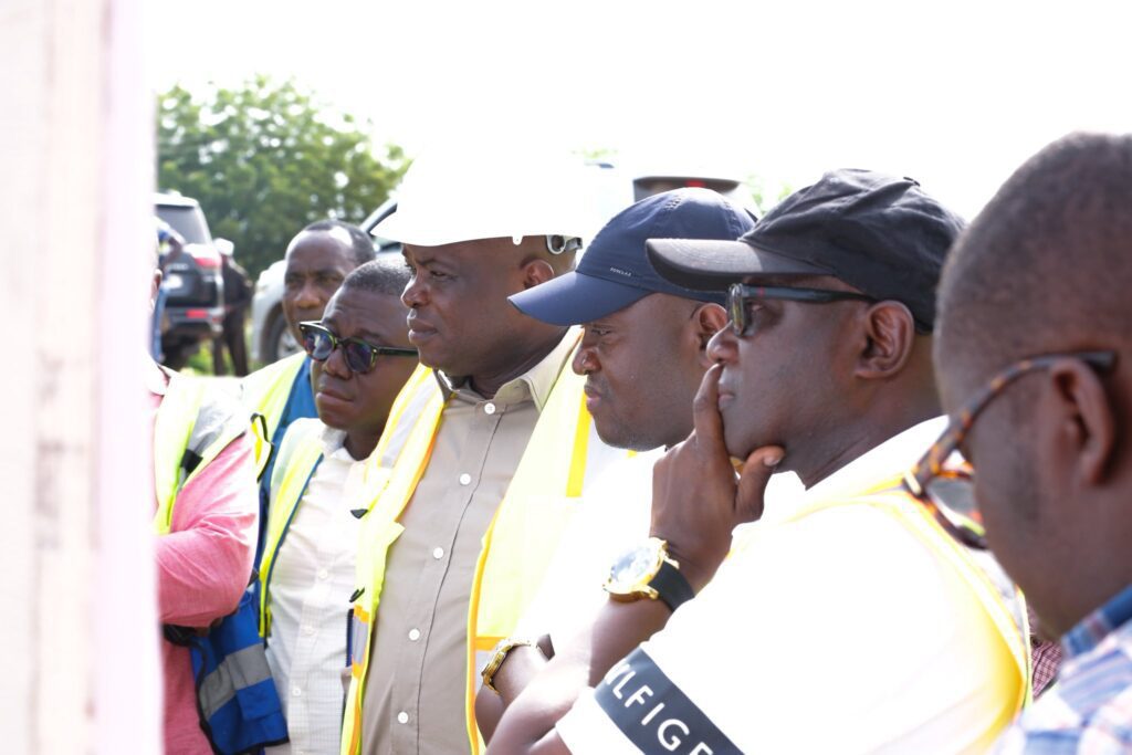 Adenta-Dodowa Road Hits 63% Milestone, Contractor Targets March 2027 Completion 4 Roads Minister Hon. Governs Kwame Agbodza inspecting the architectural design of the Afraim Plains River Bridge
