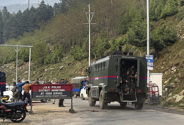 Decision To Close 48 Tourist Spots In Kashmir Bemoaned 1 Decision To Close 48 Tourist Spots In Kashmir Bemoaned