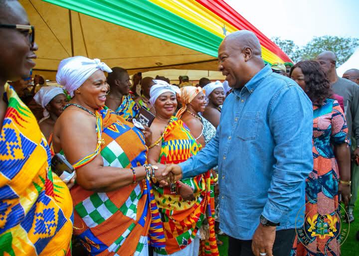 Bono East Thank You Tour: President Mahama Reaffirms Commitment to Development 4 Bono East Thank You Tour