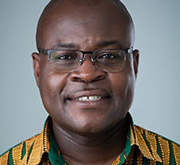 GSA Enforces Mandatory Testing of All Imported Car Batteries 1 Prof. Alex Dodoo, GSA, Batteries