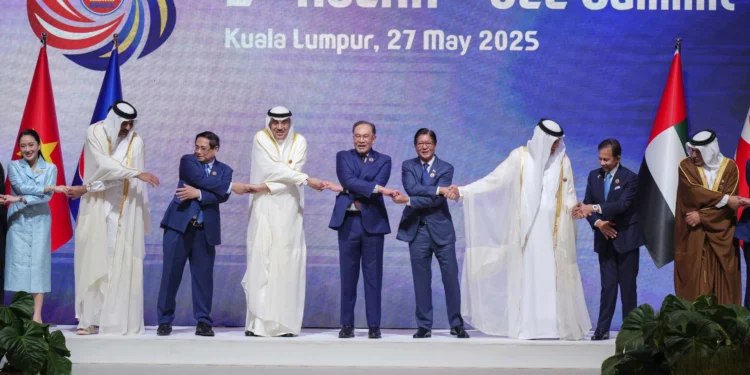ASEAN To Hold Three-Way Summit With GCC And China