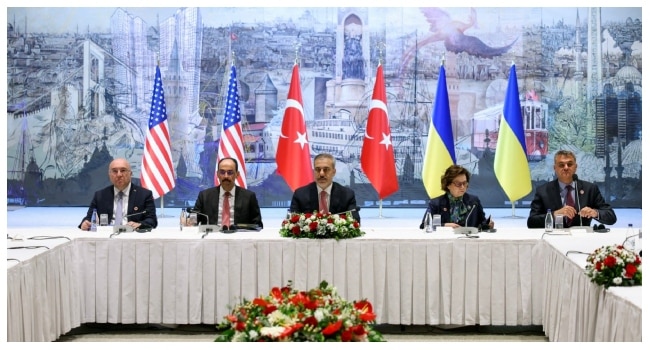 Russia And Ukraine Delegations Meet In Istanbul 2 Turkish Foreign Minister, Hakan Fidan chairs talks between Russia and Ukraine delegations as Russia And Ukraine Meet In Instanbul