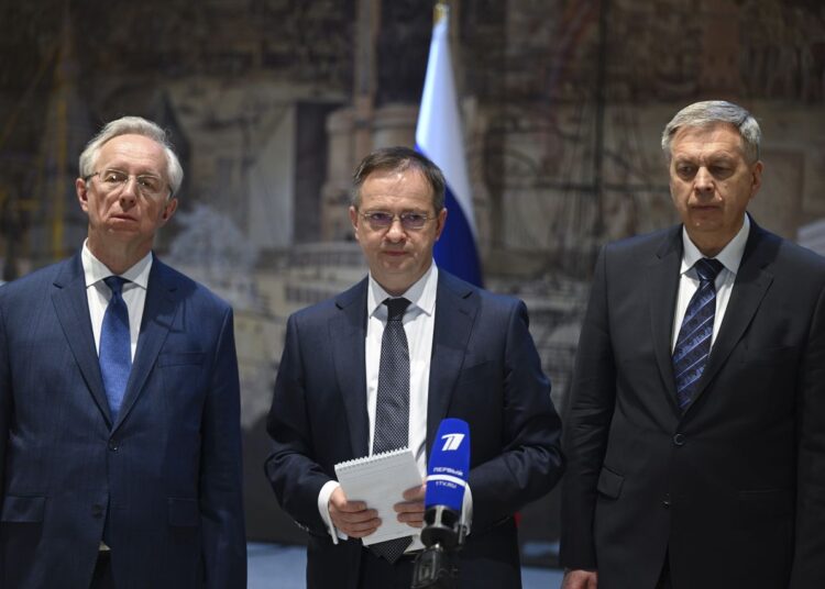 Vladimir Medinsky, center, Counselor to Russian President Putin and Head of the Russian delegation at the negotiations in Istanbul.