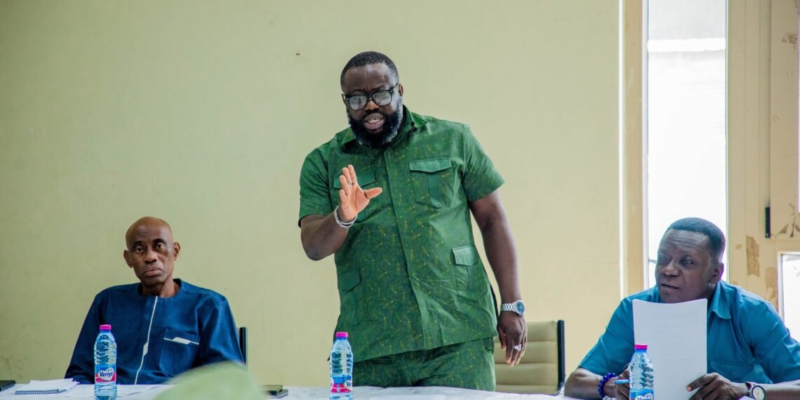 AMA Executive Committee Endorses Ambitious Clean Accra Agenda 1 Hon. Michael Kpakpo Allotey, AMA, Initiative