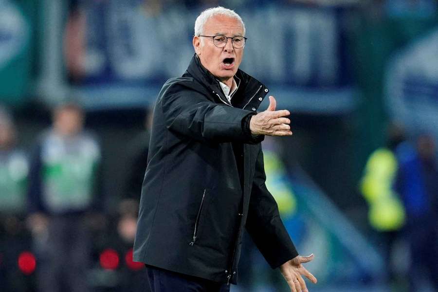 Claudio Ranieri Declines Italy Job to Remain at Roma 3 Claudio Ranieri