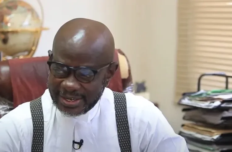 Frank Davies, Ofori-Atta, Court