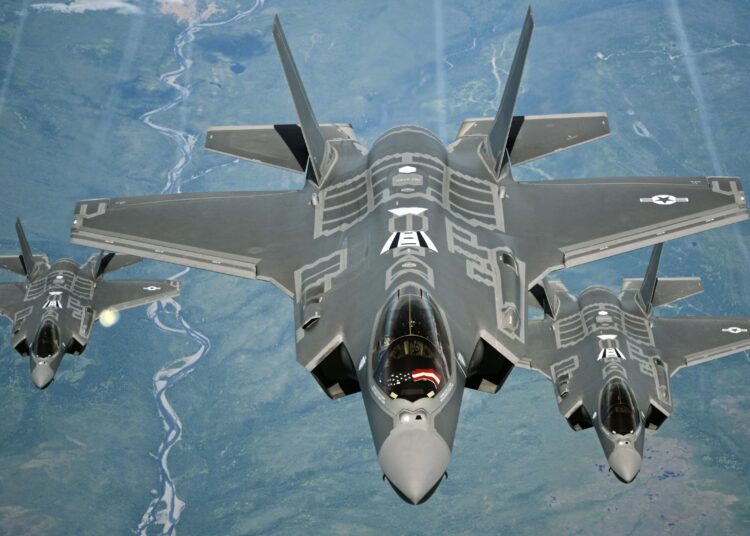 UK Reintroduces Nuclear Air Power With Jet Deal