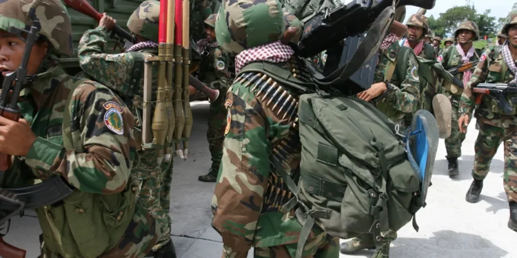 Thailand Urged To Free Detained Cambodian Soldiers