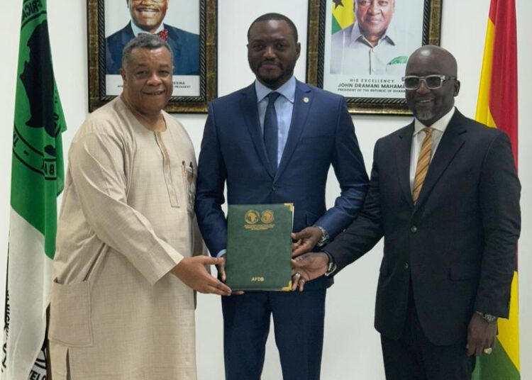 GIIF, AfDB, and 24H+ Secretariat Sign Landmark Agreement to Develop Volta Economic Corridor 1 GIIF, AFDBank & 24-Hour Secretariat leadership at the signing of the landmark agreement