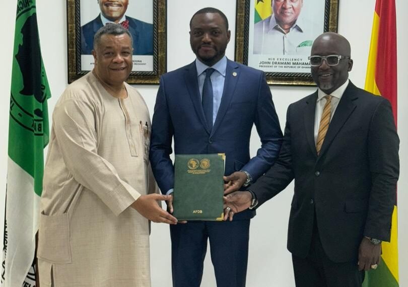 GIIF, AfDB, and 24H+ Secretariat Sign Landmark Agreement to Develop Volta Economic Corridor 1 GIIF, AFDBank & 24-Hour Secretariat leadership at the signing of the landmark agreement