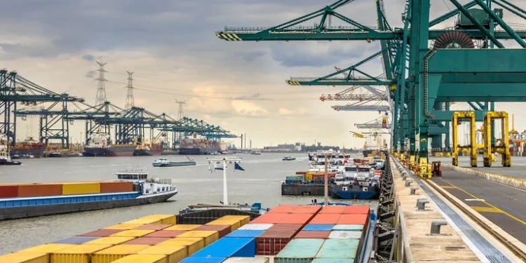 UK Slashes Tariffs On Imports From Developing Nations 1 UK Slashes Tariffs On Imports From Developing Nations