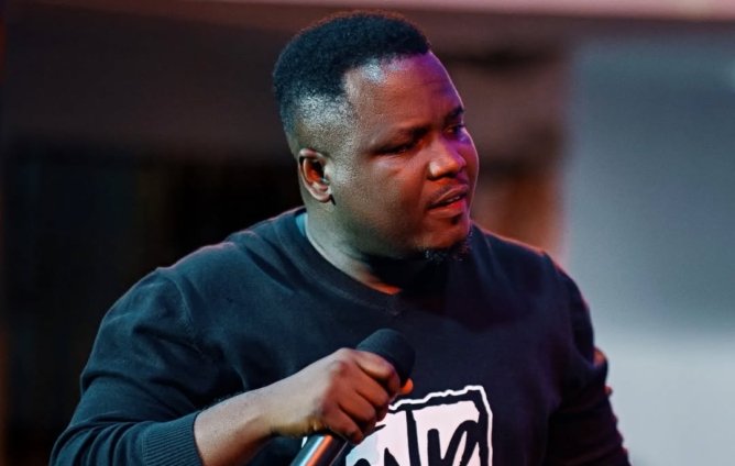 Carl Clottey Calls Out Credit Snubs