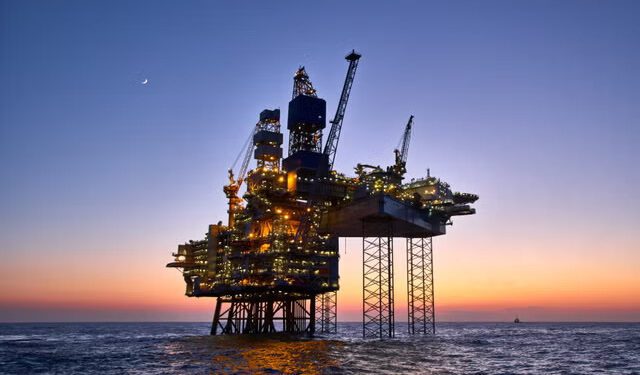 Trump Slams UK’s North Sea Oil Taxes 1 Trump Slams UK’s North Sea Oil Taxes