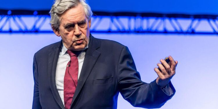 Britain Faces Deepening Poverty Crisis, Brown Warns 1 Britain Faces Deepening Poverty Crisis, Brown Warns