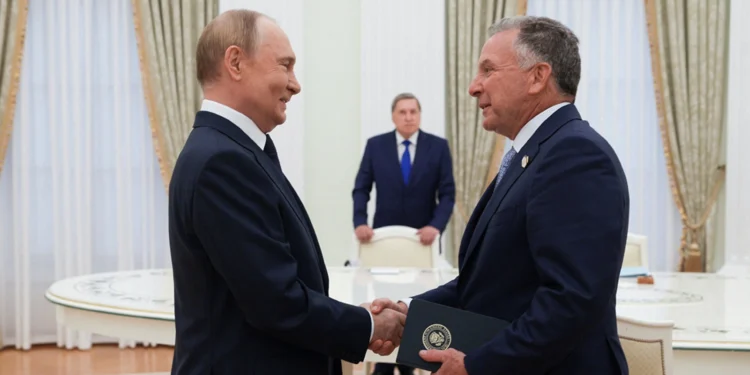 Russian President Vladimir Putin welcomes U.S. President Donald Trump’s envoy Steve Witkoff during a meeting in Moscow, Russia August 6, 2025.