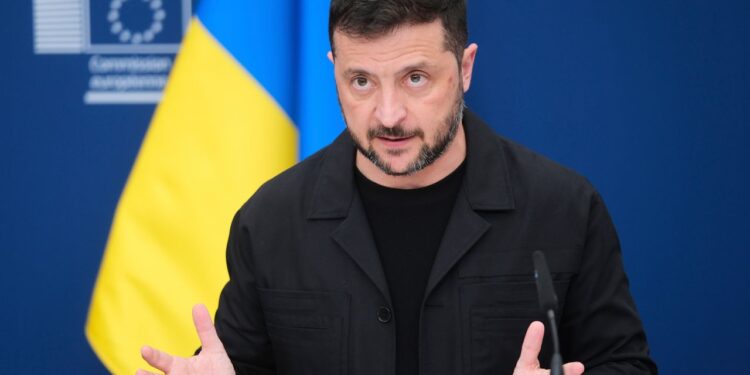 Zelenskyy Pushes For Ceasefire Before Peace Deal 1 ap25229485803336