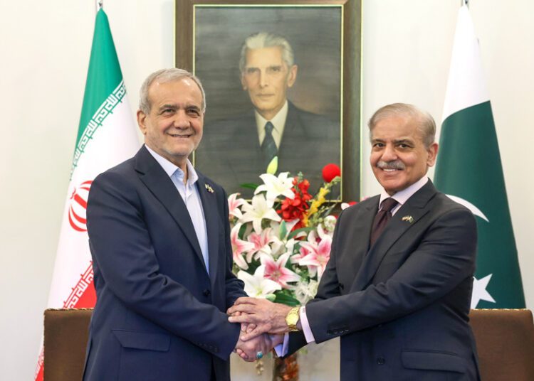 Pakistan, Iran Ink Deals Across Various Sectors 1 d07714d0 6ac3 46de ba99 a10304cca222