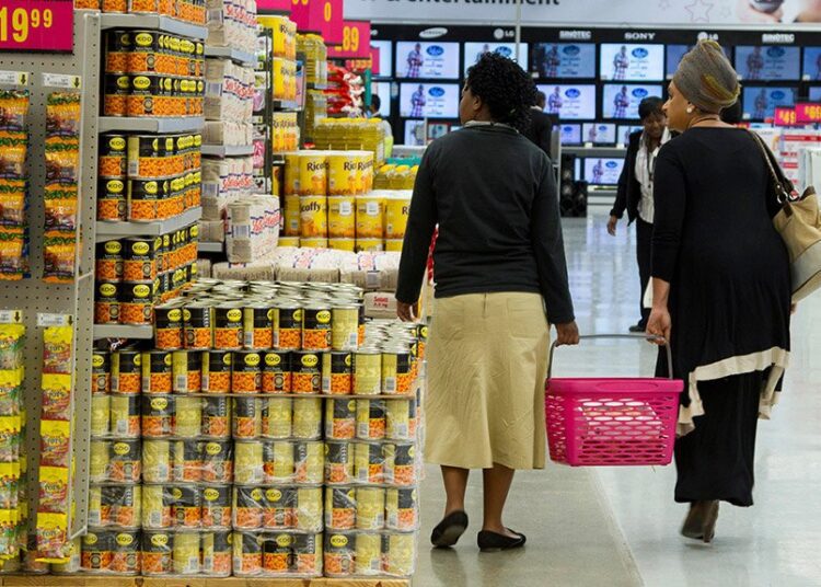 South Africa Inflation Eases As Economy Shows Growth 1 0001214418 resized consumer1022bloomberg