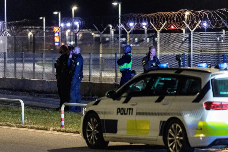 2025 09 22T195001Z 1010098544 RC27XGAEOFE8 RTRMADP 3 DENMARK AIRPORT DRONES 1758580087