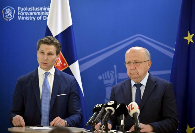 EU defence commissioner Andrius Kubilius (R) and Finnish Defence Minister Antti Haekkaenen addressed the media after a meeting on creating a anti-drone 'wall' to protect the EU's eastern states.