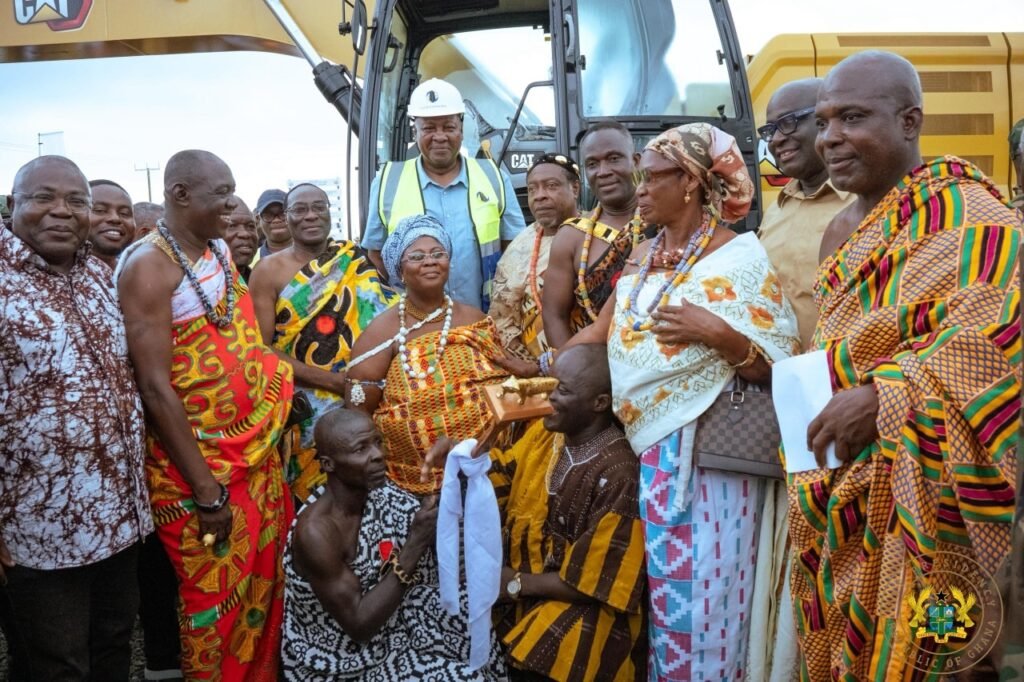 Big Push: Mahama Cuts Sod for Several Road Construction in Volta Region 4 Big Push @Volta Region 2
