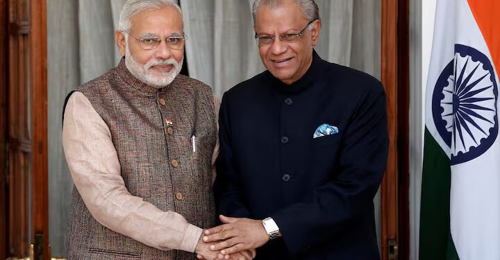 India Commits $680 Million in Aid to Mauritius