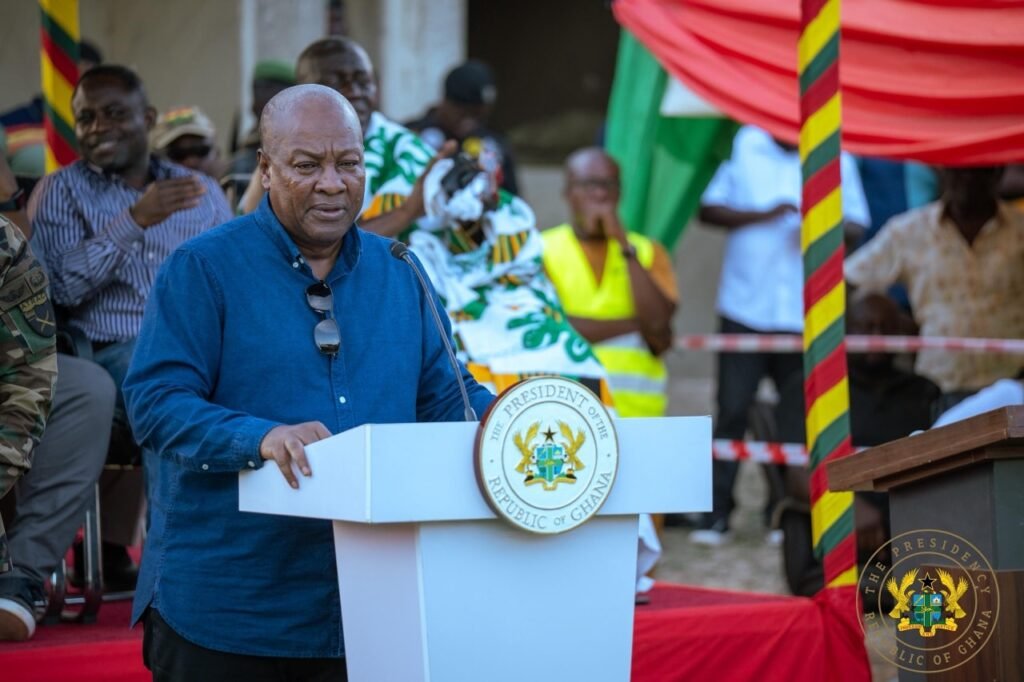 Big Push: Mahama Cuts Sod for 73.6km Cape Coast–Takoradi Dual Carriageway, Pledges Rapid Completion 3 President Mahama @BigPush 4