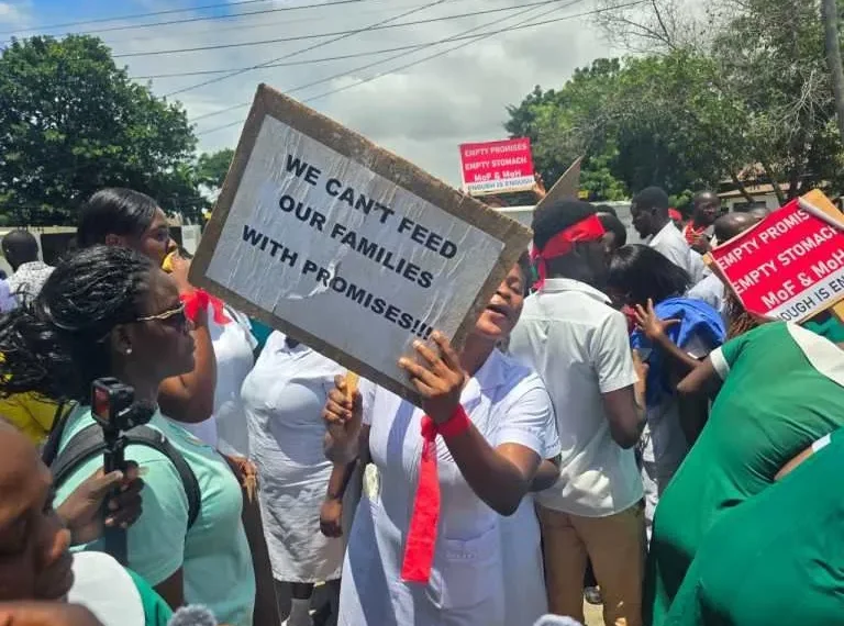 Broken Pay System Betrays Teachers, Nurses, and Junior Doctors 1 Unpaid Nurses protesting against the government